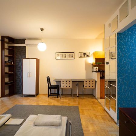 Super Cute Studio With Terrace Next To Gozsdu Passage Budapest Extérieur photo