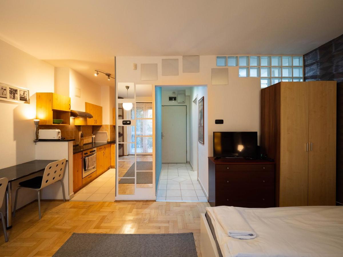 Super Cute Studio With Terrace Next To Gozsdu Passage Budapest Extérieur photo
